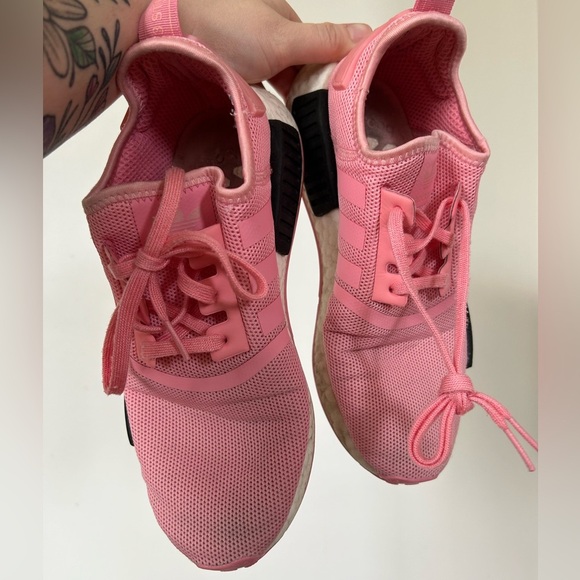 Adidas Originals NMD R1 Boost Sneaker Athletic Pink Breathable Girls Youth 6 - Picture 4 of 8